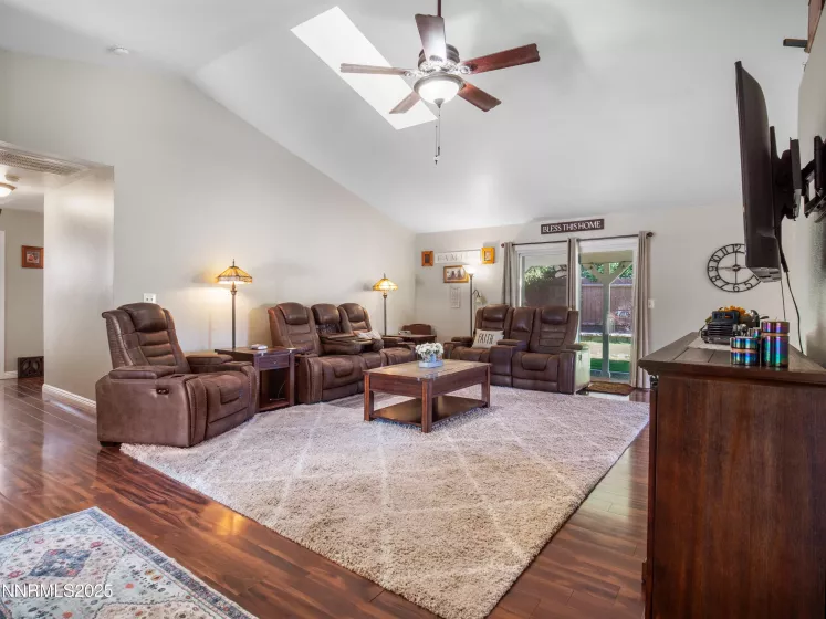 963 Desert, Carson City, Nevada 89705, 3 Bedrooms Bedrooms, ,2 BathroomsBathrooms,Residential,Residential,Desert,250053569