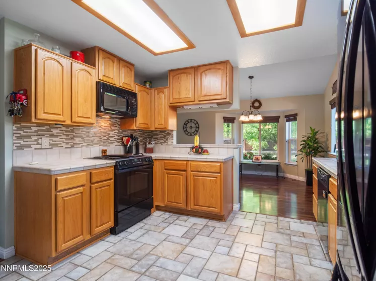 963 Desert, Carson City, Nevada 89705, 3 Bedrooms Bedrooms, ,2 BathroomsBathrooms,Residential,Residential,Desert,250053569