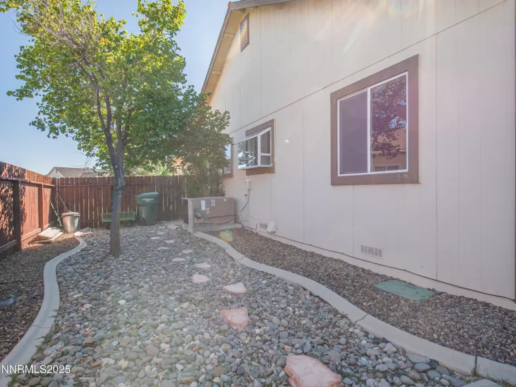 963 Desert, Carson City, Nevada 89705, 3 Bedrooms Bedrooms, ,2 BathroomsBathrooms,Residential,Residential,Desert,250053569