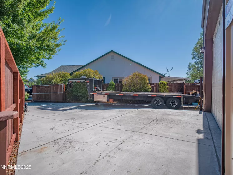 963 Desert, Carson City, Nevada 89705, 3 Bedrooms Bedrooms, ,2 BathroomsBathrooms,Residential,Residential,Desert,250053569