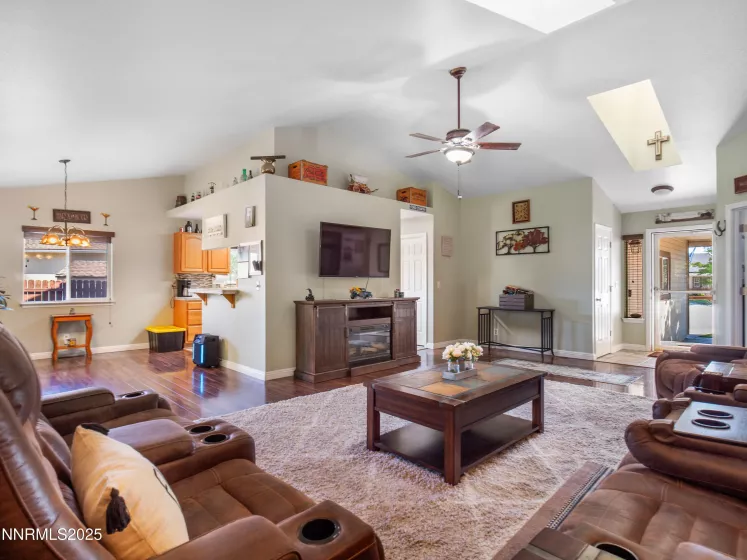 963 Desert, Carson City, Nevada 89705, 3 Bedrooms Bedrooms, ,2 BathroomsBathrooms,Residential,Residential,Desert,250053569