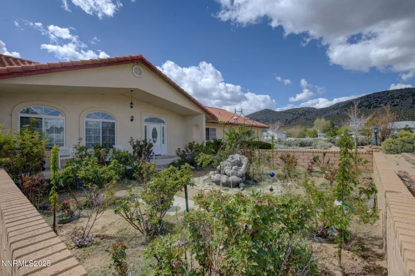 2872 Squires, Minden, Nevada 89423, 3 Bedrooms Bedrooms, ,3 BathroomsBathrooms,Residential,Residential,Squires,250054838