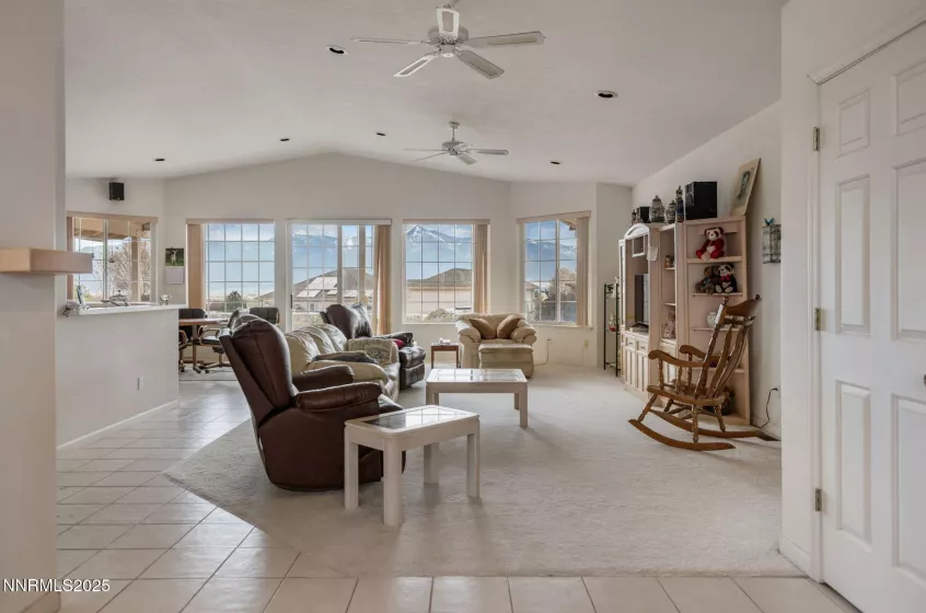 2872 Squires, Minden, Nevada 89423, 3 Bedrooms Bedrooms, ,3 BathroomsBathrooms,Residential,Residential,Squires,250054838