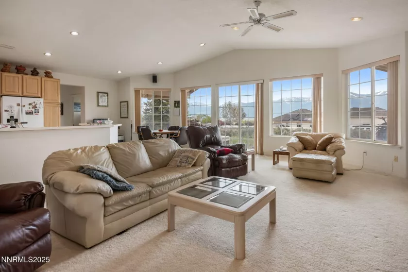 2872 Squires, Minden, Nevada 89423, 3 Bedrooms Bedrooms, ,3 BathroomsBathrooms,Residential,Residential,Squires,250054838