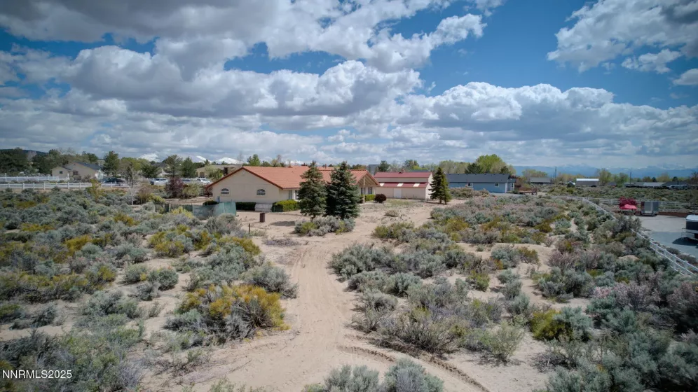 2872 Squires, Minden, Nevada 89423, 3 Bedrooms Bedrooms, ,3 BathroomsBathrooms,Residential,Residential,Squires,250054838