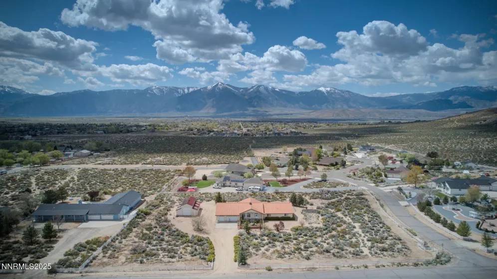 2872 Squires, Minden, Nevada 89423, 3 Bedrooms Bedrooms, ,3 BathroomsBathrooms,Residential,Residential,Squires,250054838