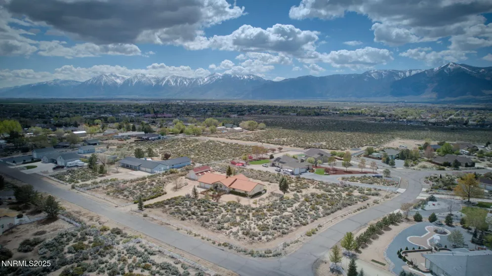 2872 Squires, Minden, Nevada 89423, 3 Bedrooms Bedrooms, ,3 BathroomsBathrooms,Residential,Residential,Squires,250054838