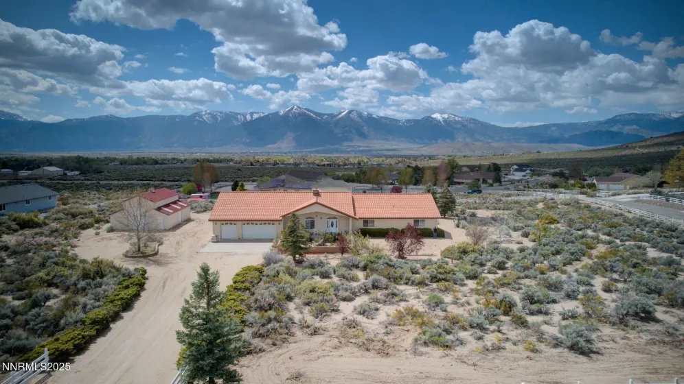 2872 Squires, Minden, Nevada 89423, 3 Bedrooms Bedrooms, ,3 BathroomsBathrooms,Residential,Residential,Squires,250054838