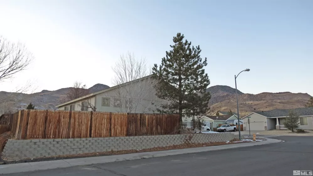 201 Crown Point, Dayton, Nevada 89403, 3 Bedrooms Bedrooms, ,2 BathroomsBathrooms,Residential,Residential,Crown Point,250006448