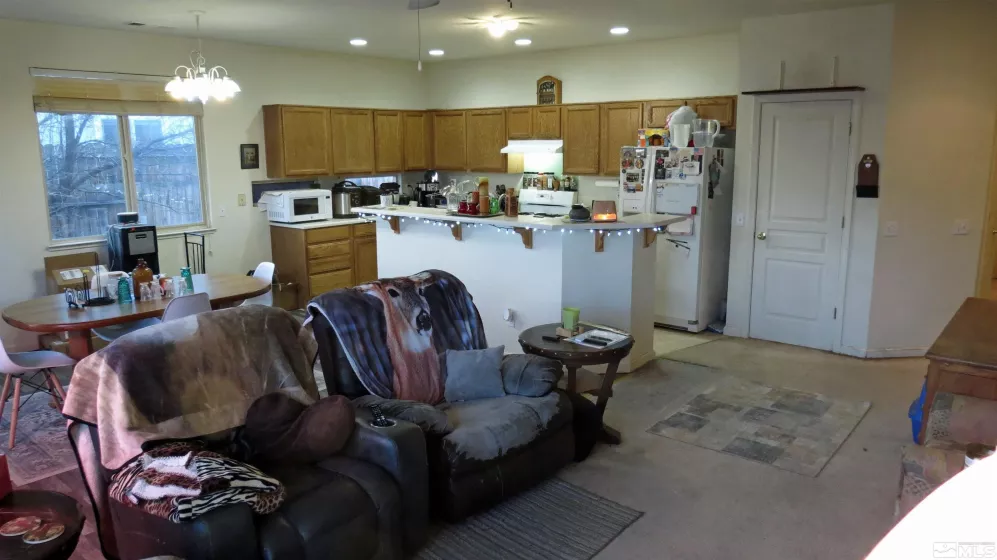 201 Crown Point, Dayton, Nevada 89403, 3 Bedrooms Bedrooms, ,2 BathroomsBathrooms,Residential,Residential,Crown Point,250006448