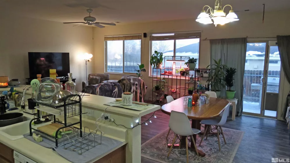 201 Crown Point, Dayton, Nevada 89403, 3 Bedrooms Bedrooms, ,2 BathroomsBathrooms,Residential,Residential,Crown Point,250006448