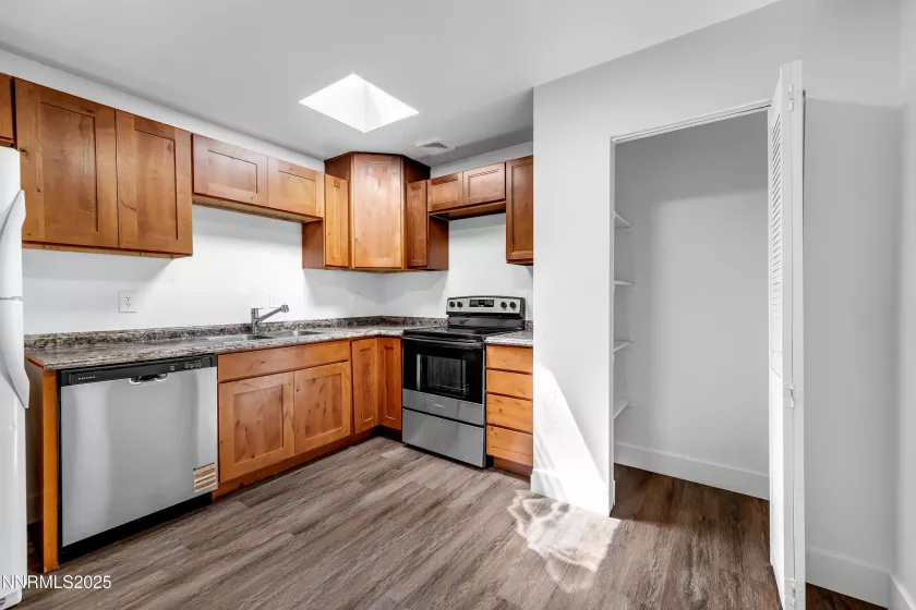 1029 Baywood, Sparks, Nevada 89434, 3 Bedrooms Bedrooms, ,1 BathroomBathrooms,Residential,Residential,Baywood,250054856