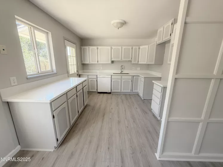 1125 Dodson, Sparks, Nevada 89431, 3 Bedrooms Bedrooms, ,1 BathroomBathrooms,Residential,Residential,Dodson,250054895