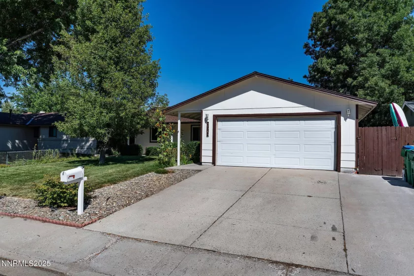 2952 Caballo, Reno, Nevada 89502, 3 Bedrooms Bedrooms, ,2 BathroomsBathrooms,Residential,Residential,Caballo,250054904