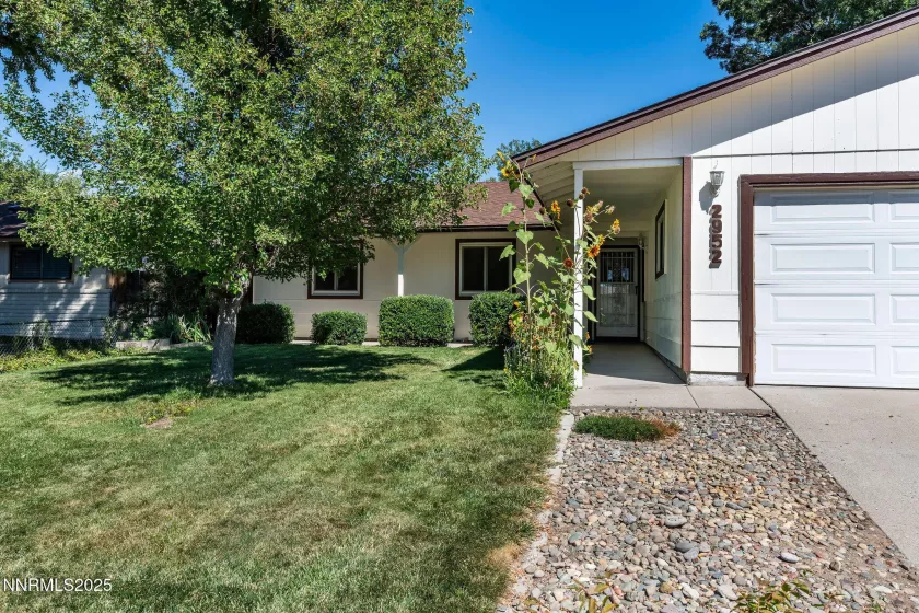 2952 Caballo, Reno, Nevada 89502, 3 Bedrooms Bedrooms, ,2 BathroomsBathrooms,Residential,Residential,Caballo,250054904