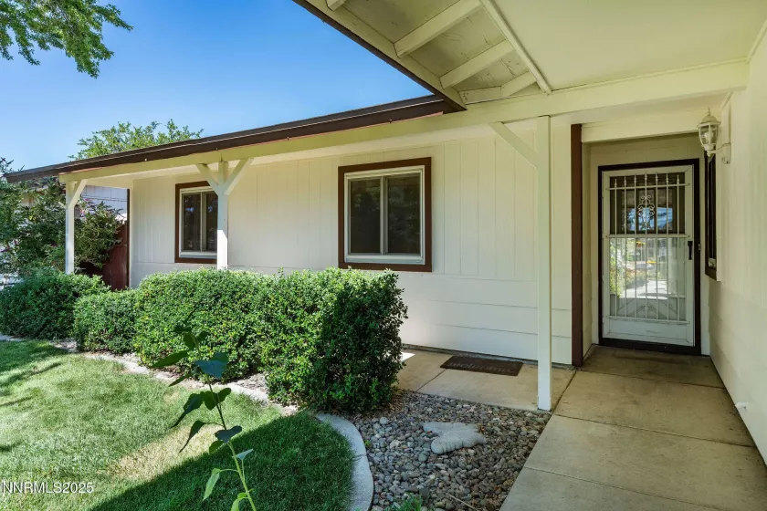 2952 Caballo, Reno, Nevada 89502, 3 Bedrooms Bedrooms, ,2 BathroomsBathrooms,Residential,Residential,Caballo,250054904