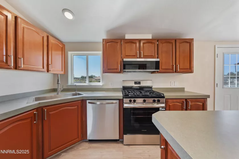 630 Thornbird, Fallon, Nevada 89406, 4 Bedrooms Bedrooms, ,2 BathroomsBathrooms,Residential,Residential,Thornbird,250054906