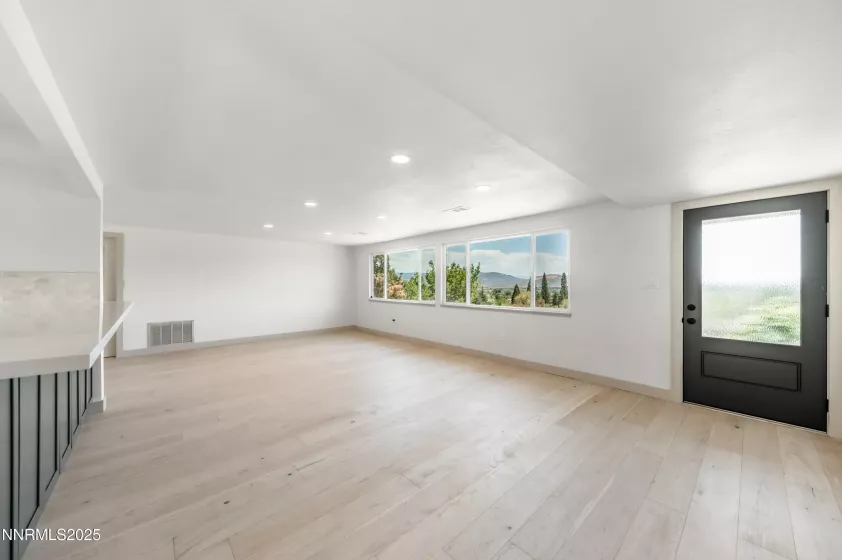 210 Sutro, Carson City, Nevada 89706, 4 Bedrooms Bedrooms, ,3 BathroomsBathrooms,Residential,Residential,Sutro,250054907