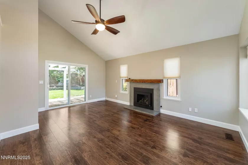 5976 Coyote Ridge, Reno, Nevada 89523, 2 Bedrooms Bedrooms, ,3 BathroomsBathrooms,Residential,Residential,Coyote Ridge,250054908