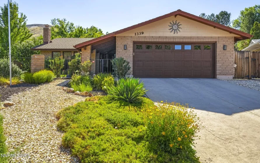 1339 Angels Camp, Carson City, Nevada 89703, 3 Bedrooms Bedrooms, ,2 BathroomsBathrooms,Residential,Residential,Angels Camp,250054909