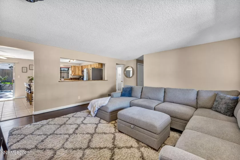 625 Lander, Carson City, Nevada 89701, 3 Bedrooms Bedrooms, ,2 BathroomsBathrooms,Residential,Residential,Lander,250054910