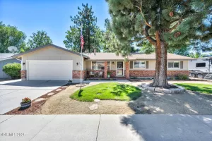 625 Lander, Carson City, Nevada 89701, 3 Bedrooms Bedrooms, ,2 BathroomsBathrooms,Residential,Residential,Lander,250054910