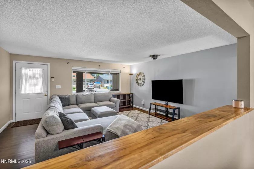 625 Lander, Carson City, Nevada 89701, 3 Bedrooms Bedrooms, ,2 BathroomsBathrooms,Residential,Residential,Lander,250054910