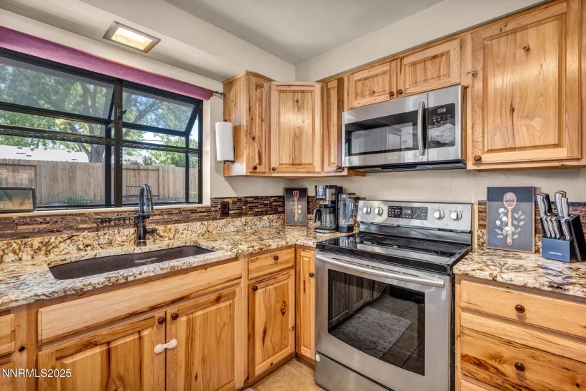 625 Lander, Carson City, Nevada 89701, 3 Bedrooms Bedrooms, ,2 BathroomsBathrooms,Residential,Residential,Lander,250054910