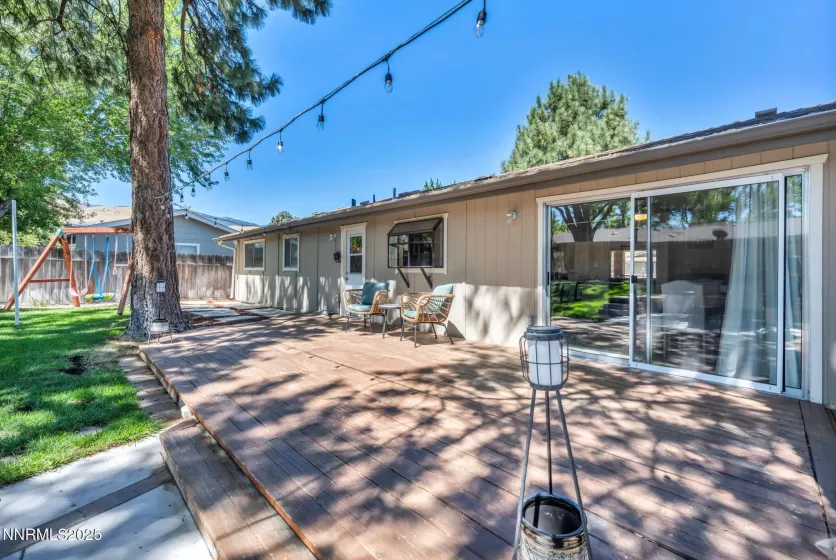 625 Lander, Carson City, Nevada 89701, 3 Bedrooms Bedrooms, ,2 BathroomsBathrooms,Residential,Residential,Lander,250054910