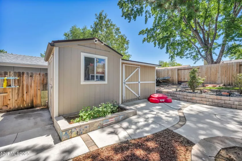 625 Lander, Carson City, Nevada 89701, 3 Bedrooms Bedrooms, ,2 BathroomsBathrooms,Residential,Residential,Lander,250054910