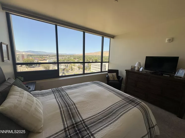 450 Arlington, Reno, Nevada 89503, 2 Bedrooms Bedrooms, ,2 BathroomsBathrooms,Residential,Residential,Arlington,250054913