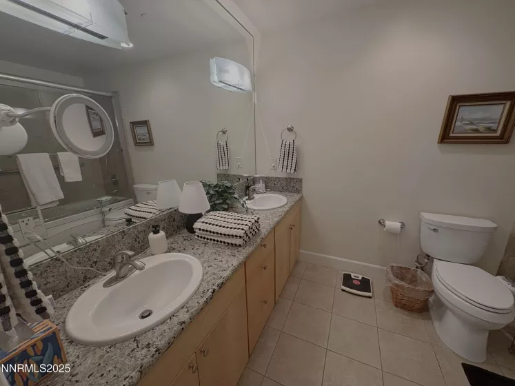 450 Arlington, Reno, Nevada 89503, 2 Bedrooms Bedrooms, ,2 BathroomsBathrooms,Residential,Residential,Arlington,250054913