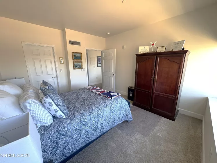 450 Arlington, Reno, Nevada 89503, 2 Bedrooms Bedrooms, ,2 BathroomsBathrooms,Residential,Residential,Arlington,250054913