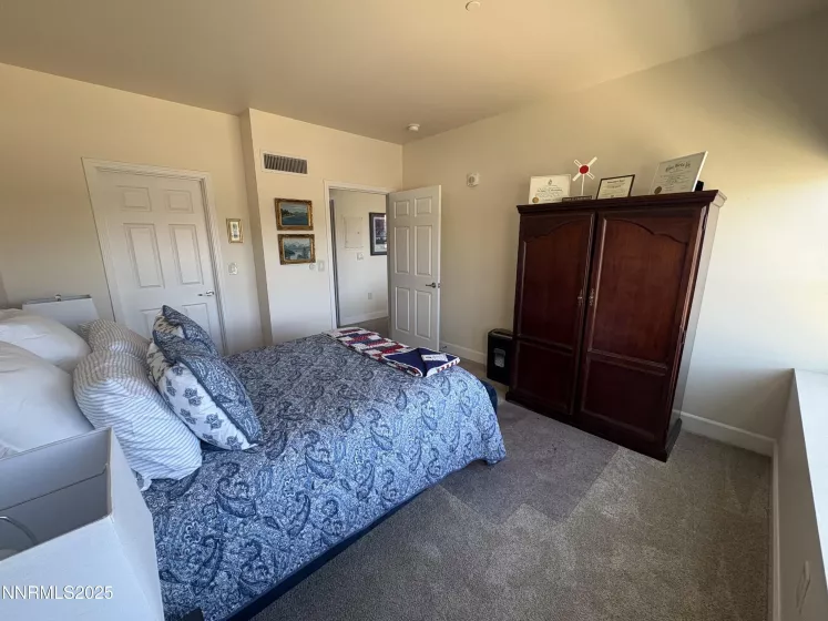 450 Arlington, Reno, Nevada 89503, 2 Bedrooms Bedrooms, ,2 BathroomsBathrooms,Residential,Residential,Arlington,250054913