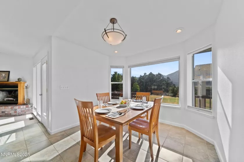 1905 Lakeshore, Washoe Valley, Nevada 89704, 3 Bedrooms Bedrooms, ,3 BathroomsBathrooms,Residential,Residential,Lakeshore,250054912