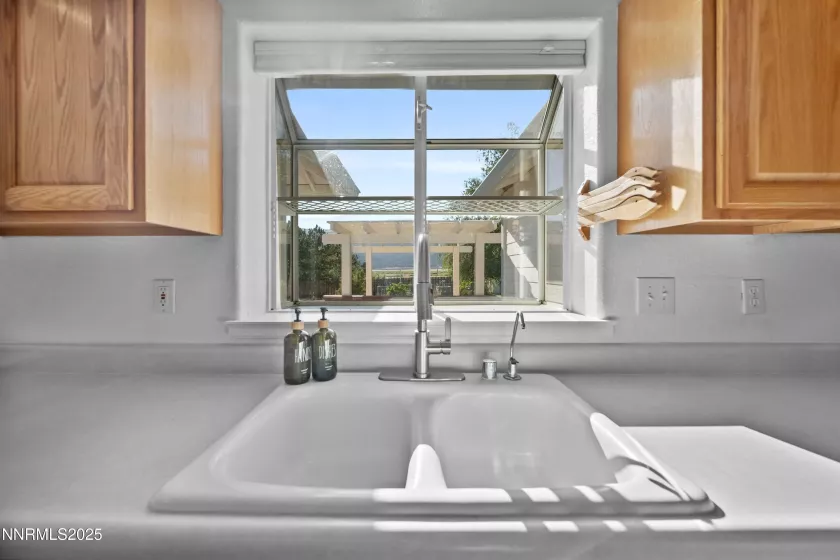 1905 Lakeshore, Washoe Valley, Nevada 89704, 3 Bedrooms Bedrooms, ,3 BathroomsBathrooms,Residential,Residential,Lakeshore,250054912
