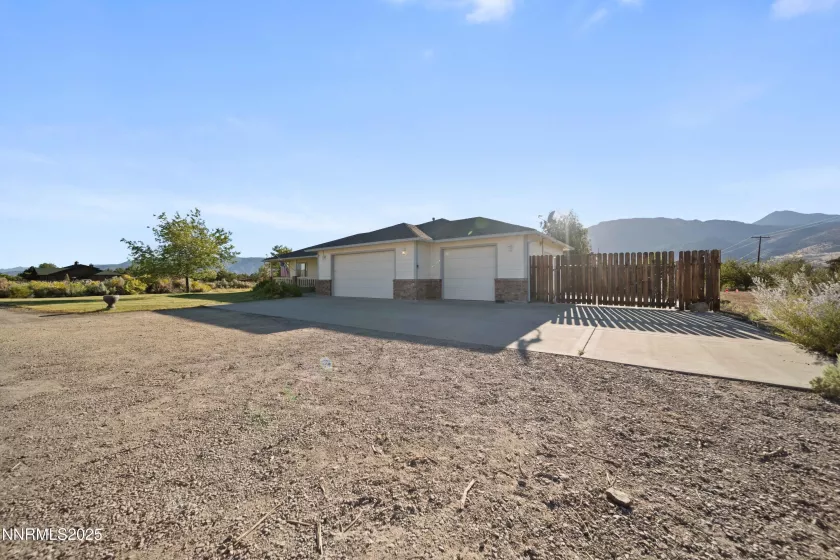 1905 Lakeshore, Washoe Valley, Nevada 89704, 3 Bedrooms Bedrooms, ,3 BathroomsBathrooms,Residential,Residential,Lakeshore,250054912