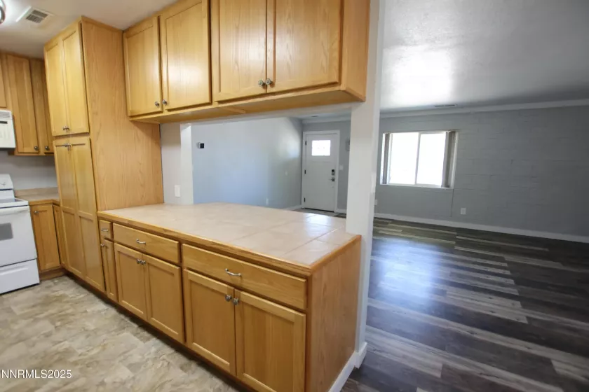 824 H, Hawthorne, Nevada 89415, 3 Bedrooms Bedrooms, ,2 BathroomsBathrooms,Residential,Residential,H,250054914