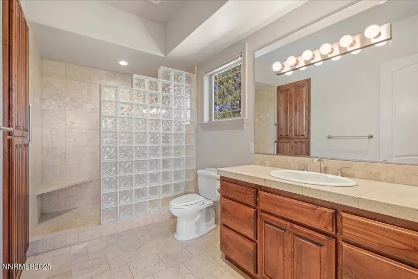 14245 Table Rock, Reno, Nevada 89511, 4 Bedrooms Bedrooms, ,5 BathroomsBathrooms,Residential,Residential,Table Rock,250054915