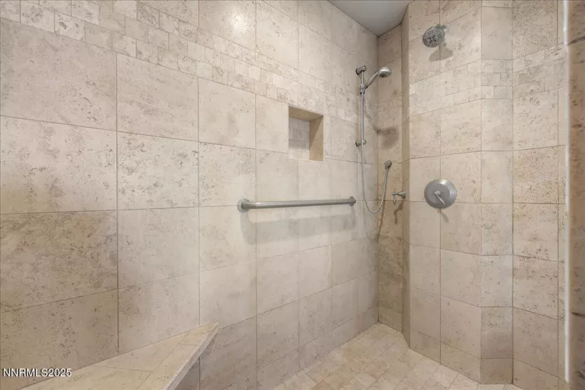 14245 Table Rock, Reno, Nevada 89511, 4 Bedrooms Bedrooms, ,5 BathroomsBathrooms,Residential,Residential,Table Rock,250054915