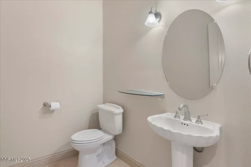 14245 Table Rock, Reno, Nevada 89511, 4 Bedrooms Bedrooms, ,5 BathroomsBathrooms,Residential,Residential,Table Rock,250054915