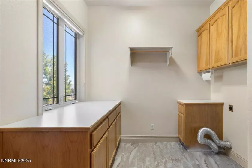 14245 Table Rock, Reno, Nevada 89511, 4 Bedrooms Bedrooms, ,5 BathroomsBathrooms,Residential,Residential,Table Rock,250054915
