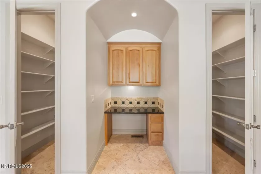14245 Table Rock, Reno, Nevada 89511, 4 Bedrooms Bedrooms, ,5 BathroomsBathrooms,Residential,Residential,Table Rock,250054915