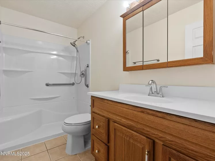 1121 Bradley, Sparks, Nevada 89434, 2 Bedrooms Bedrooms, ,1 BathroomBathrooms,Residential,Residential,Bradley,250054916