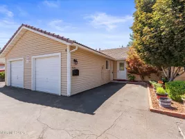 1121 Bradley, Sparks, Nevada 89434, 2 Bedrooms Bedrooms, ,1 BathroomBathrooms,Residential,Residential,Bradley,250054916
