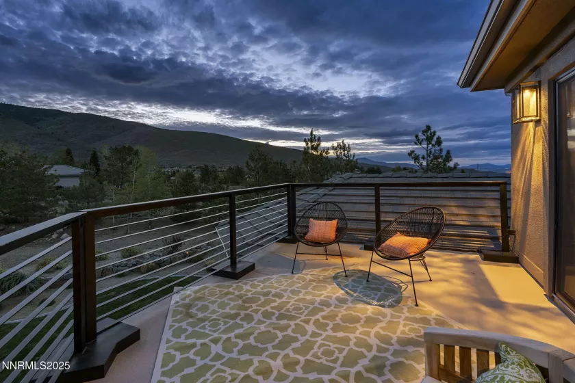 6177 Featherstone, Reno, Nevada 89511, 5 Bedrooms Bedrooms, ,6 BathroomsBathrooms,Residential,Residential,Featherstone,250054932