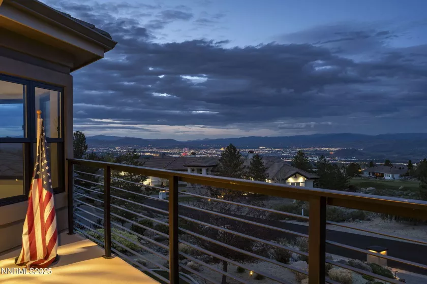 6177 Featherstone, Reno, Nevada 89511, 5 Bedrooms Bedrooms, ,6 BathroomsBathrooms,Residential,Residential,Featherstone,250054932