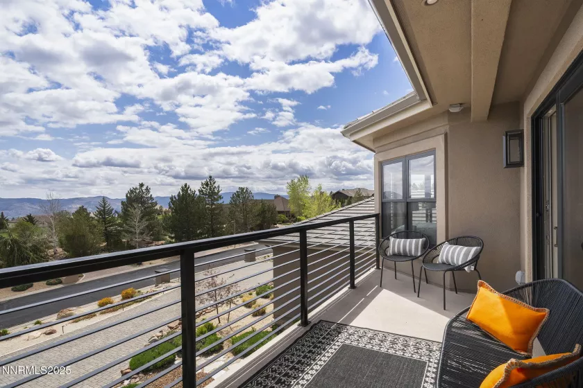 6177 Featherstone, Reno, Nevada 89511, 5 Bedrooms Bedrooms, ,6 BathroomsBathrooms,Residential,Residential,Featherstone,250054932