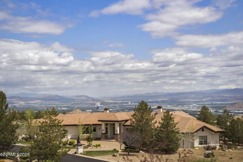 6177 Featherstone, Reno, Nevada 89511, 5 Bedrooms Bedrooms, ,6 BathroomsBathrooms,Residential,Residential,Featherstone,250054932