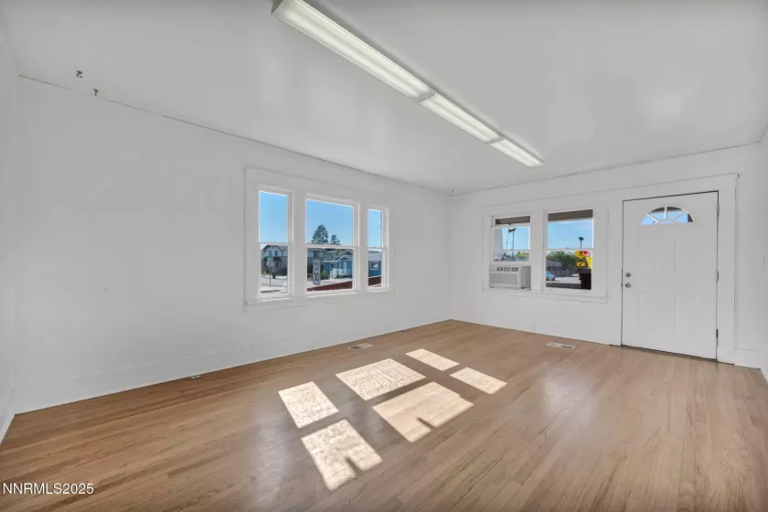 463 Moran, Reno, Nevada 89502, ,Commercial Sale,Residential,Moran,250054928